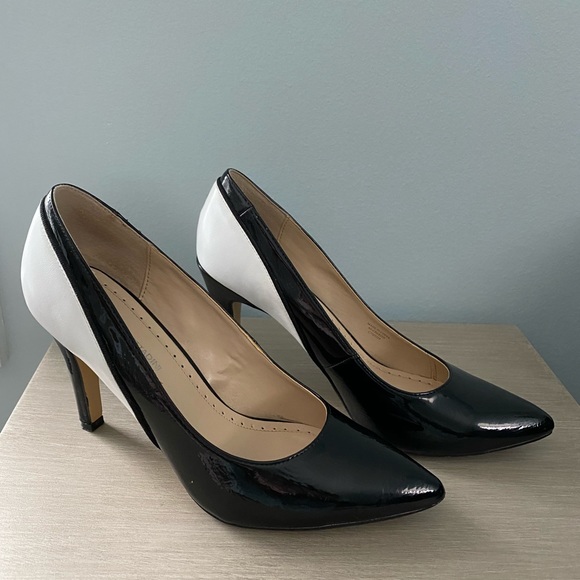 Adrienne Vittadini black and white heels - Picture 3 of 7